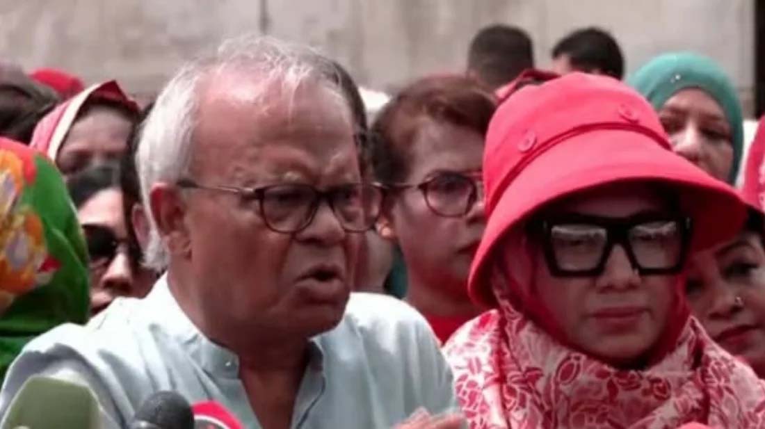 বাজারে সরকারের হস্তক্ষেপের কারণে খাদ্যপণ্যের দাম বাড়েনি : রিজভী