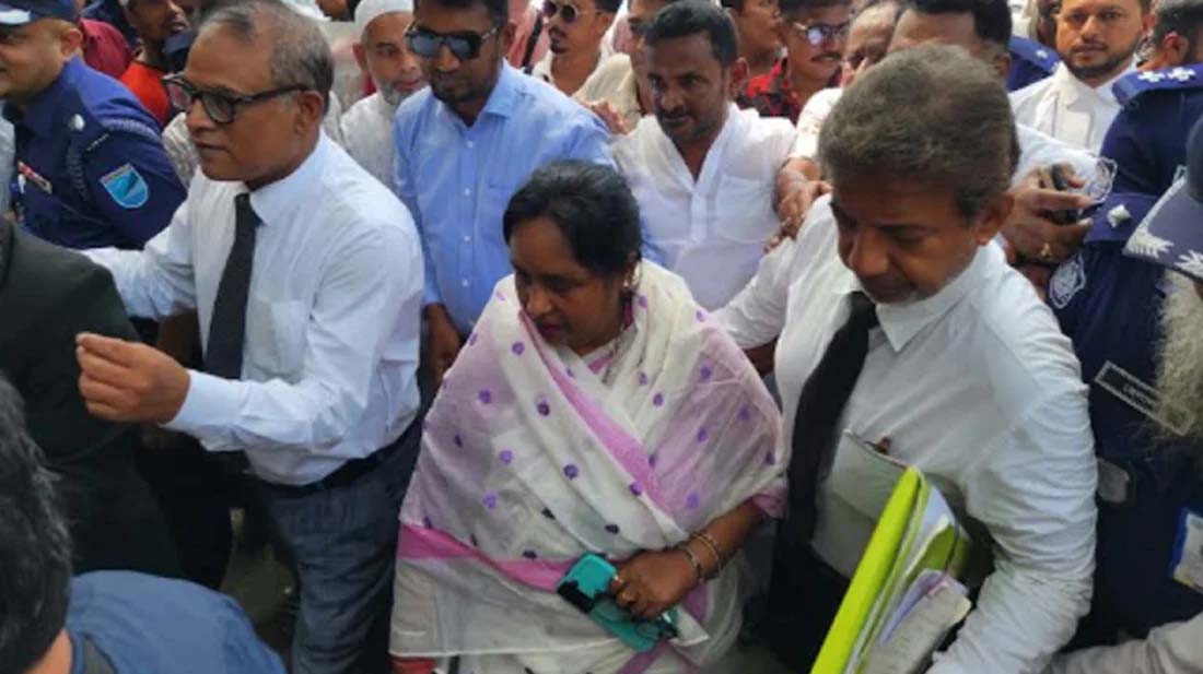 তুহিন হত্যা মামলায় জামিন পেলেন আইভী, আদালত থেকে বেরিয়ে বললেন ‘জয় বাংলা’