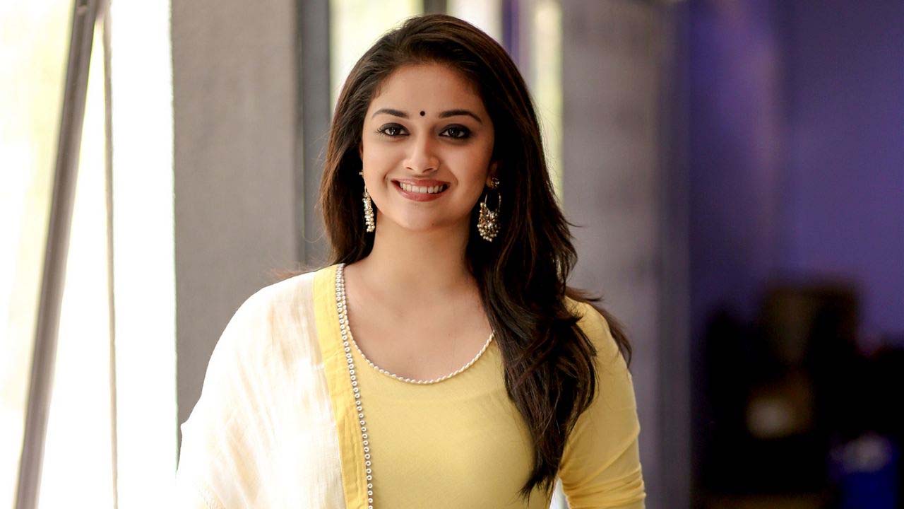 ওটিটিতে কাজ না করার পরামর্শ পেয়েছিলেন কীর্তি সুরেশ